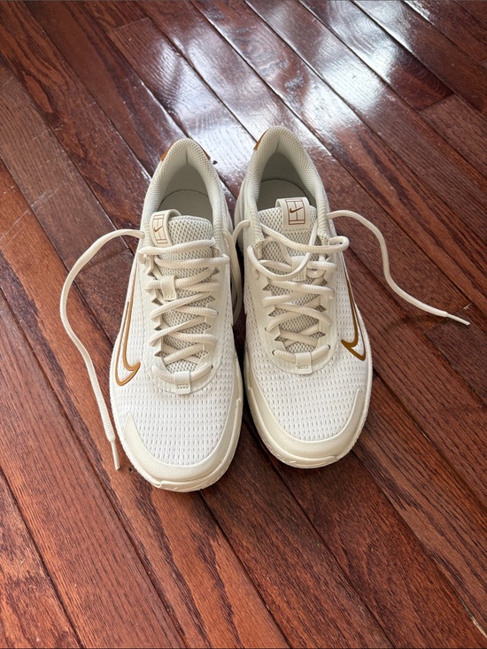 Nike Shoes - Nike Court Vapor Lite 2